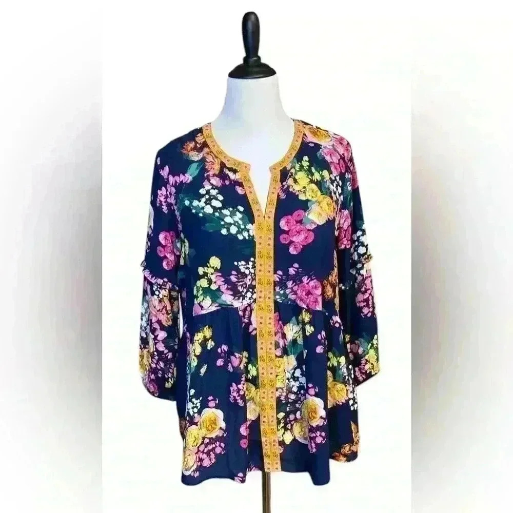 Pioneer Women XL floral blouse top